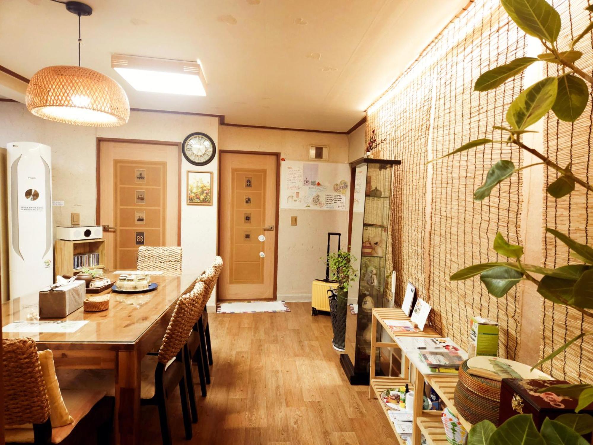 Lydia Craft Guesthouse سيول المظهر الخارجي الصورة